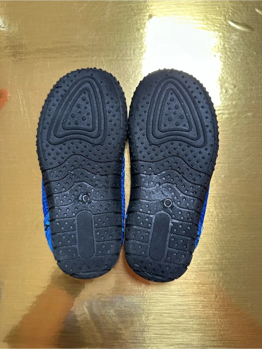 Great Wolf Lodge durable blue